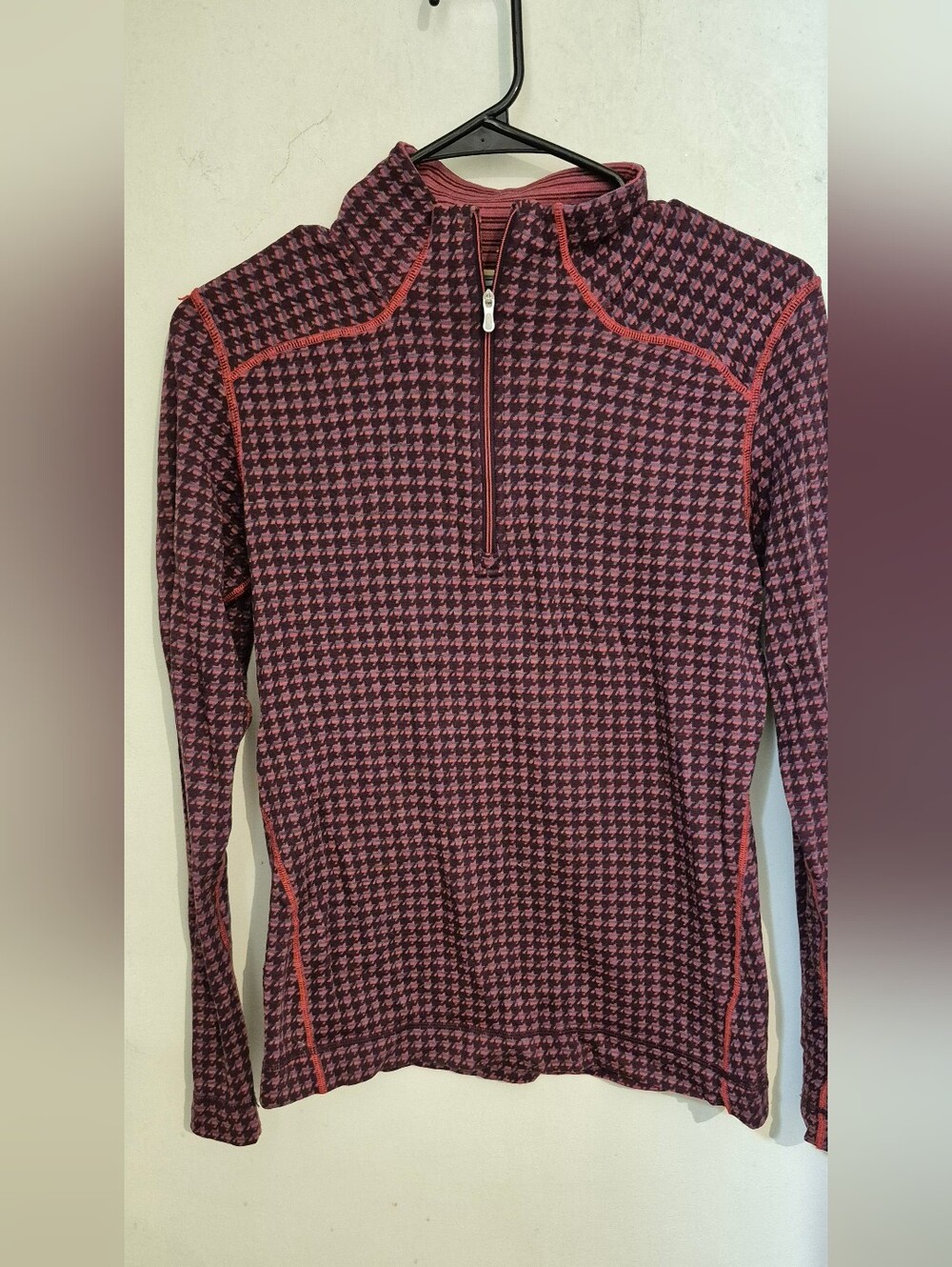 Smartwool 1/4 Zip Long-Sleeve Women’s Top in Burgundy Houndstooth Sz.L